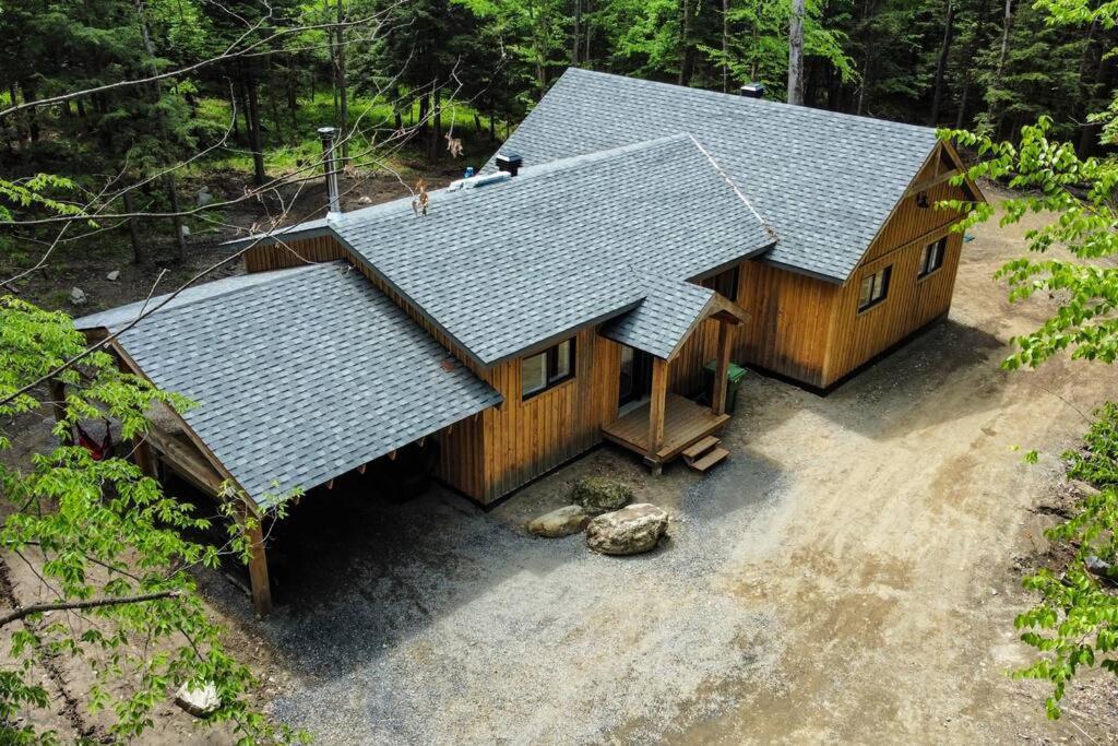 Chalet Deschamps- Spa- Chien Accepte- Nature- Estrie Mansonville 외부 사진