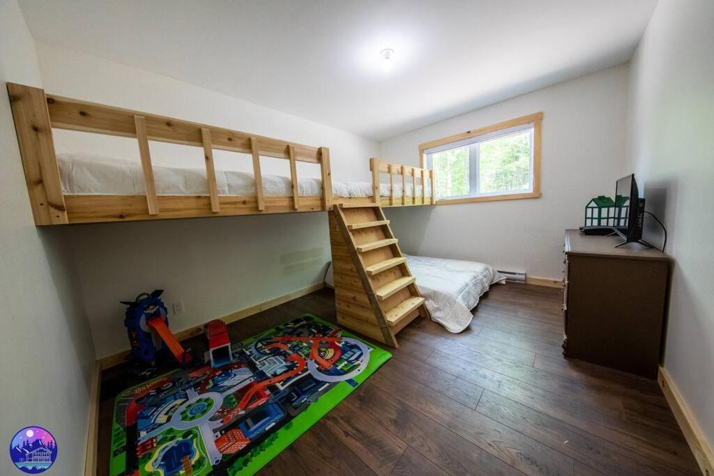 Chalet Deschamps- Spa- Chien Accepte- Nature- Estrie Mansonville 외부 사진