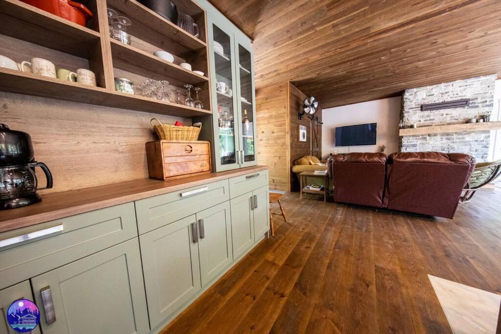 Chalet Deschamps- Spa- Chien Accepte- Nature- Estrie Mansonville 외부 사진