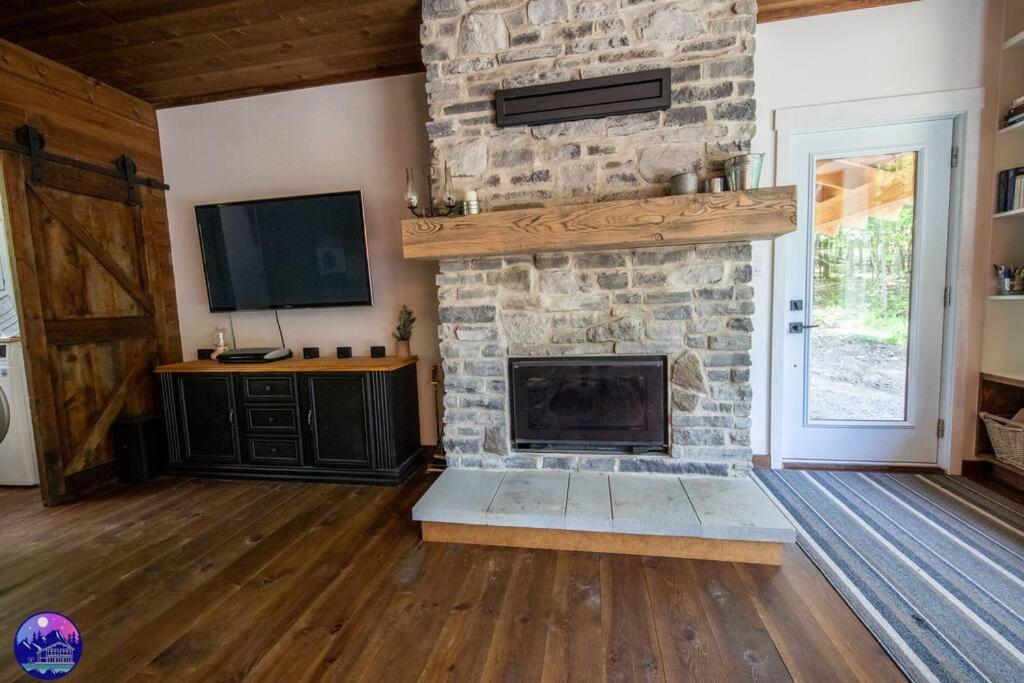Chalet Deschamps- Spa- Chien Accepte- Nature- Estrie Mansonville 외부 사진